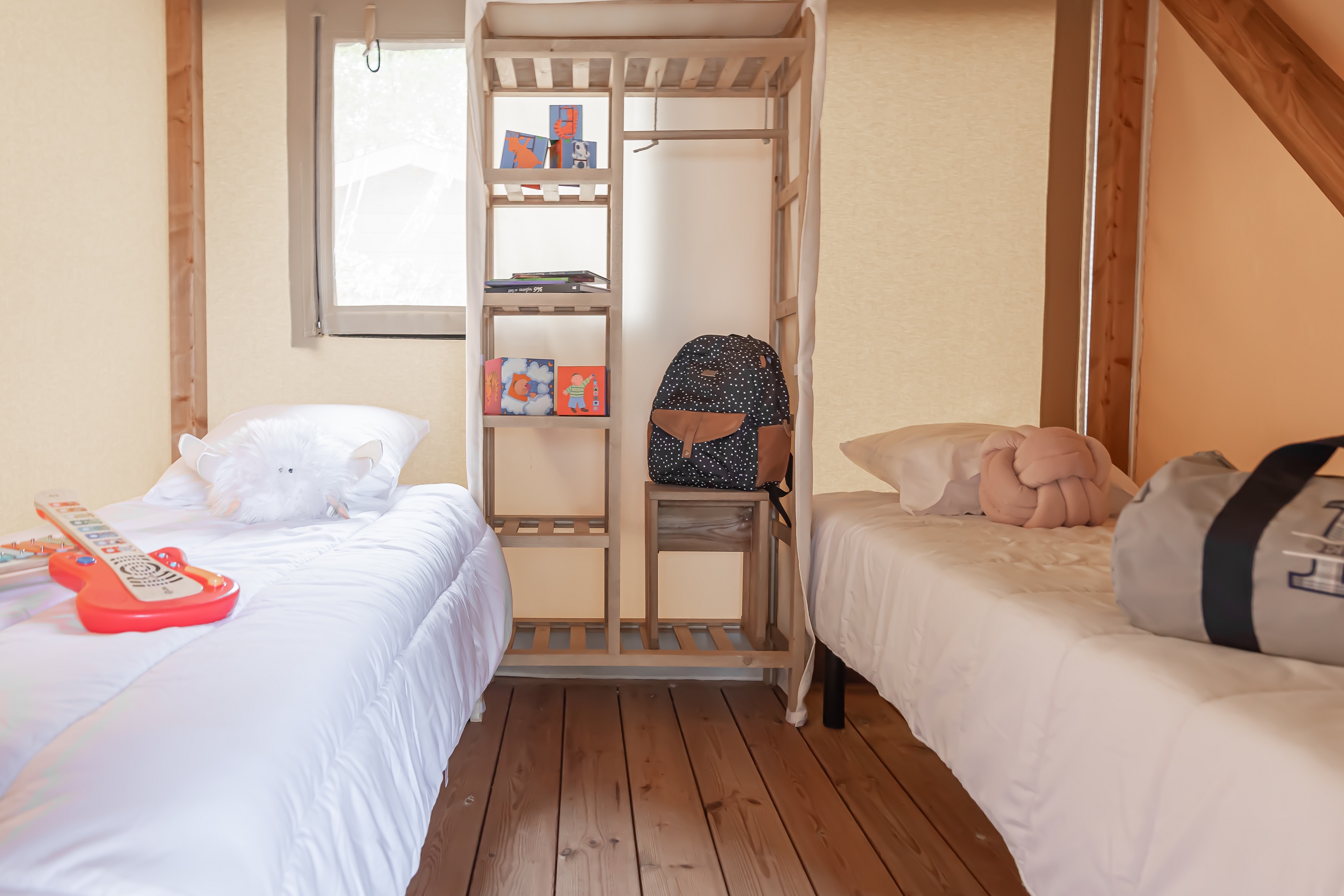Zelt Ecolodge Family – 2 Schlafzimmer 2/4 Pers.