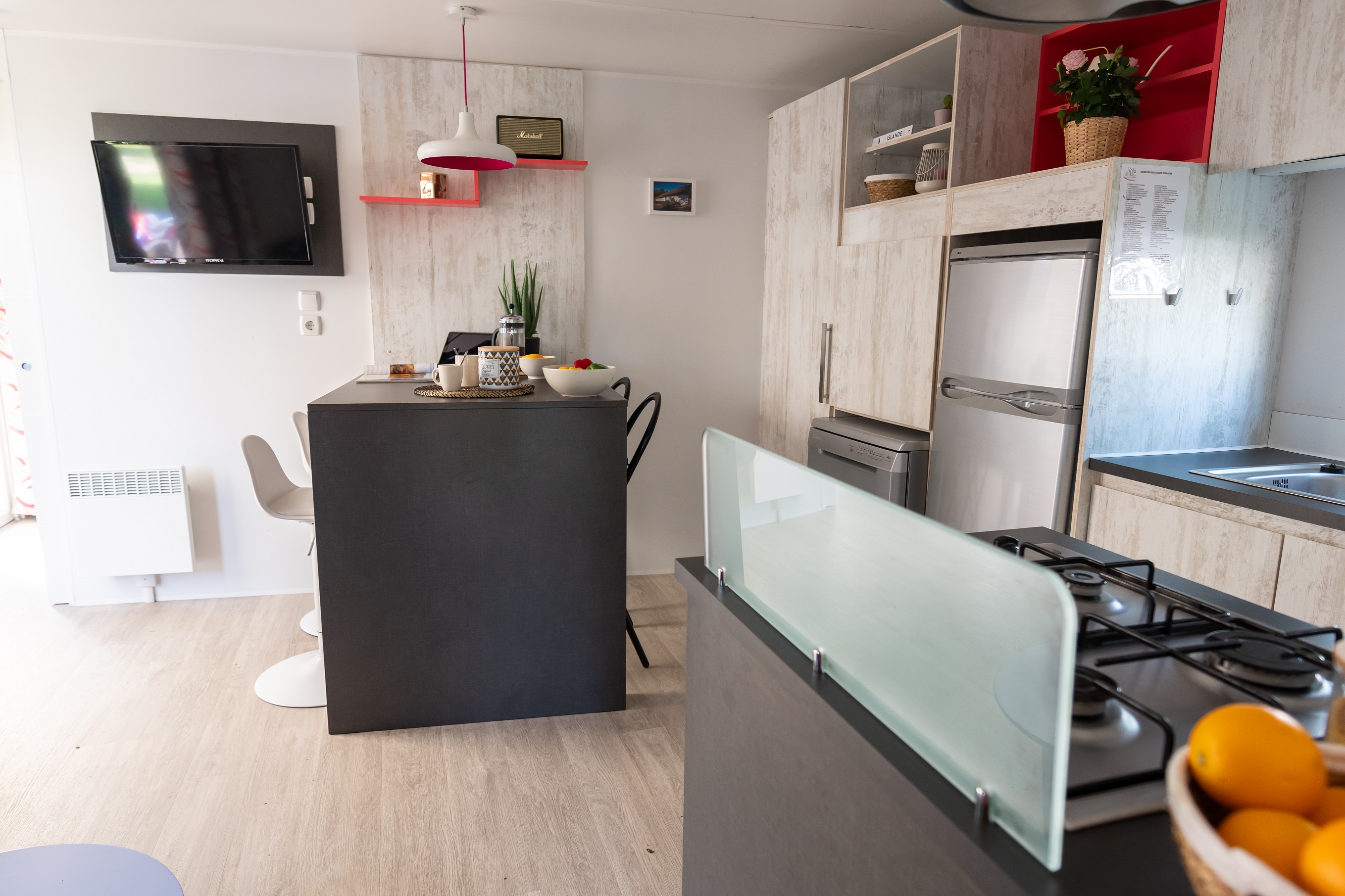 Cottage Prestige 40 m² – 2 bedrooms – 2 bathrooms (bedlinen and towels inclued) 2/4 Ppl.