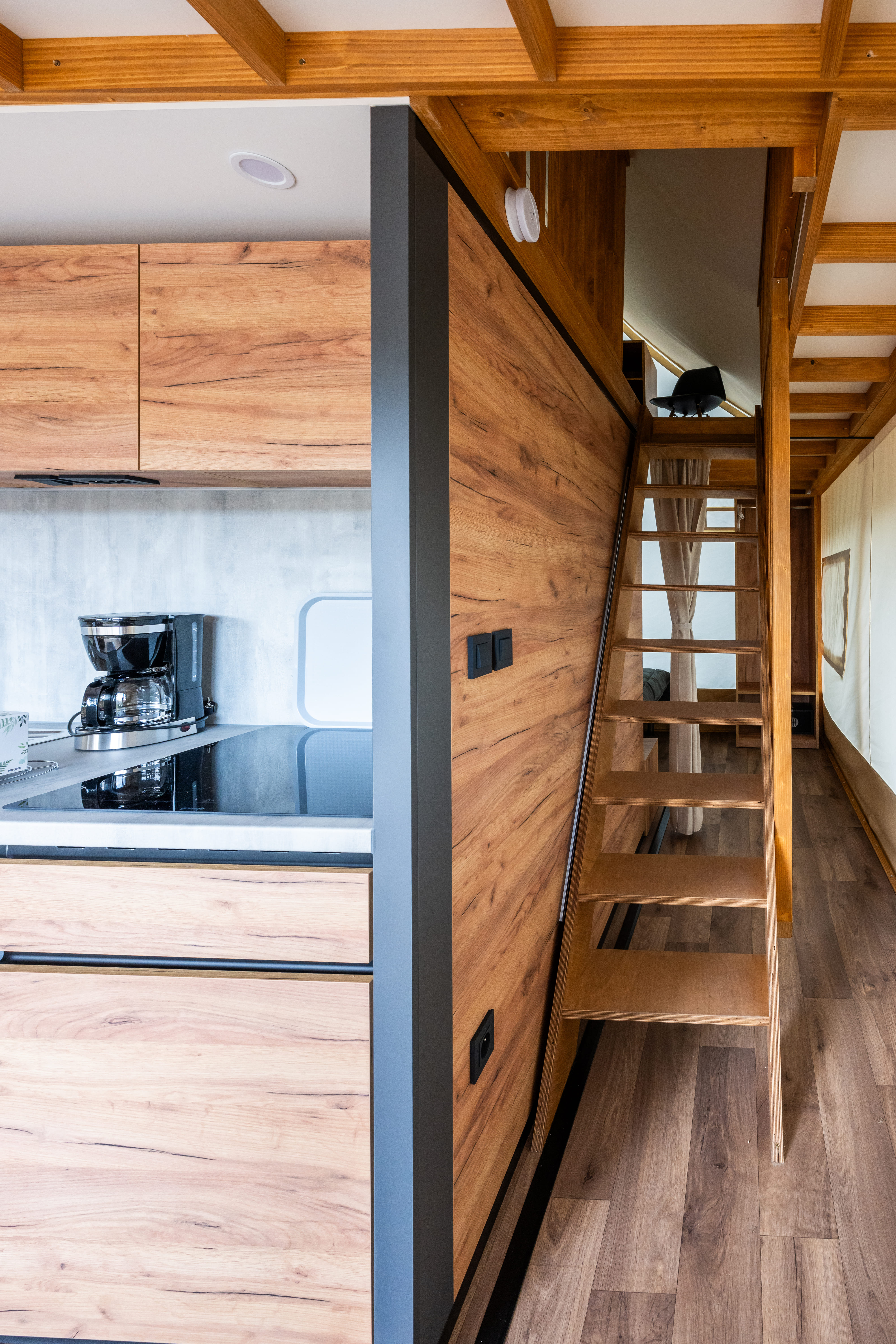 Nature Lodge – 3 Slaapkamers – Spa (beddengoed en handdoeken inbegrepen) 2/6 pers.