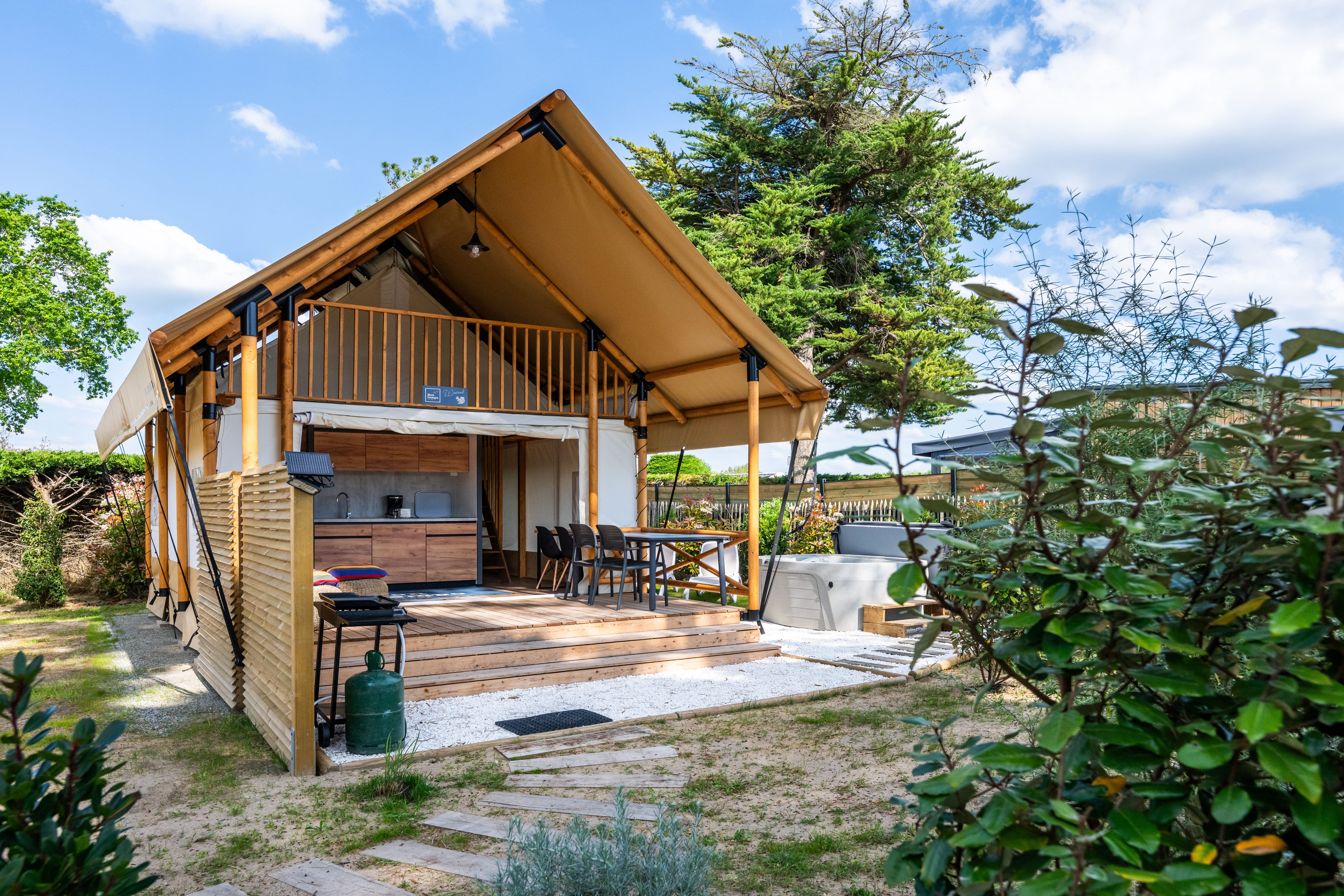 Nature Lodge – 2 Schlafzimmer – Spa (Bettwäsche und Handtücher inklusive) 2/4 Pers.