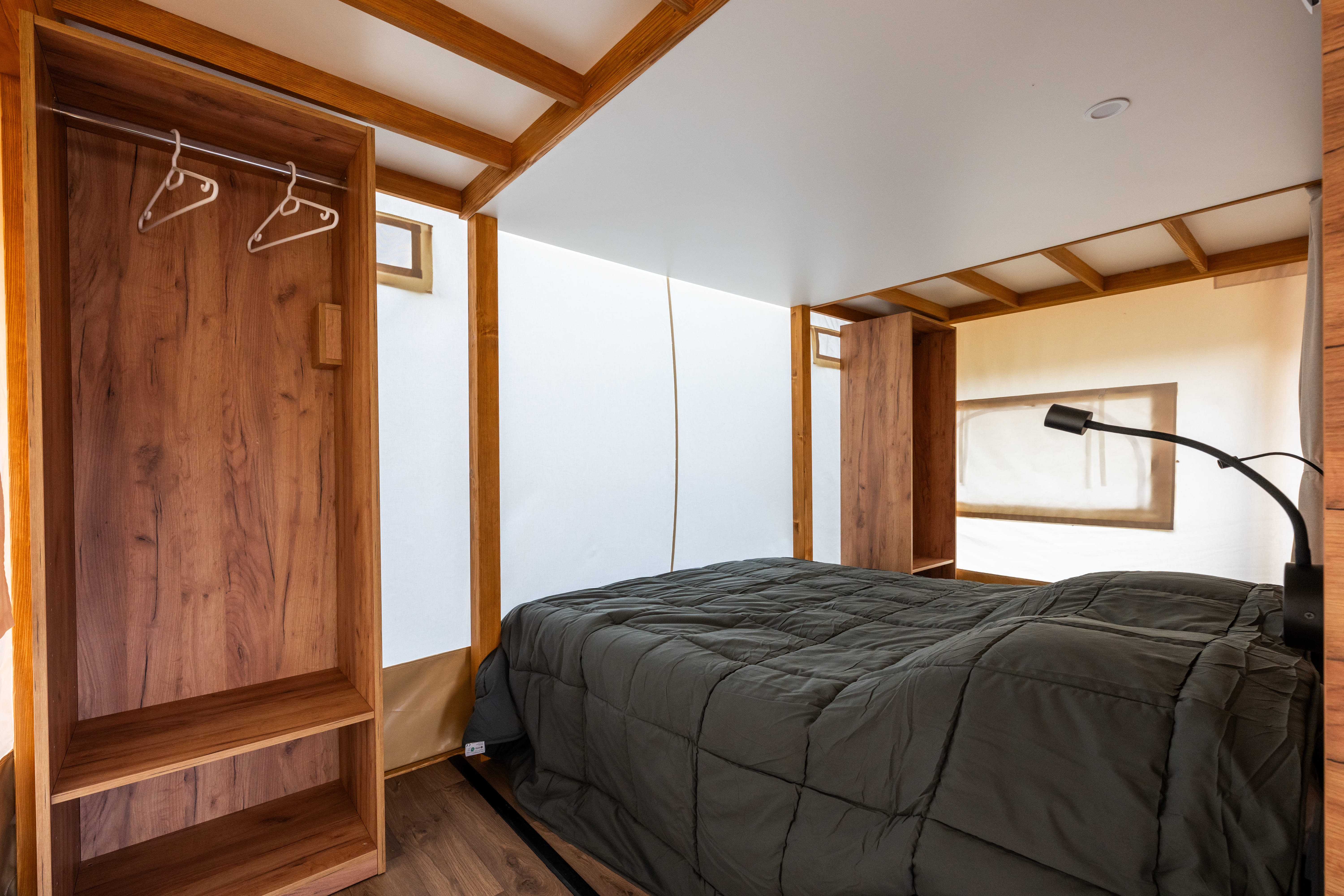 Nature Lodge – 2 Schlafzimmer – Spa (Bettwäsche und Handtücher inklusive) 2/4 Pers.