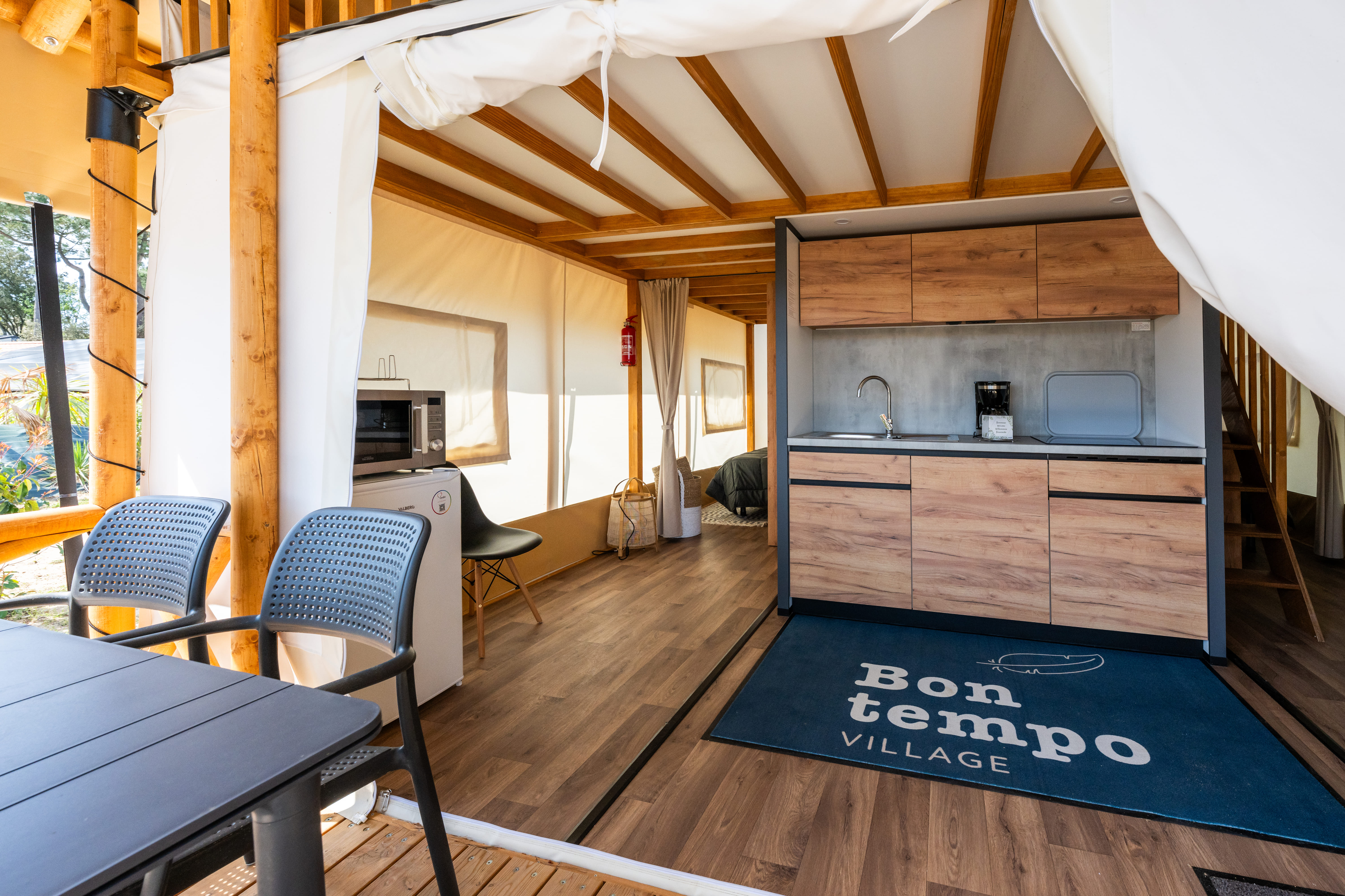 Nature Lodge – 3 Schlafzimmer – Spa (Bettwäsche und Handtücher inklusive) 2/6 Pers.