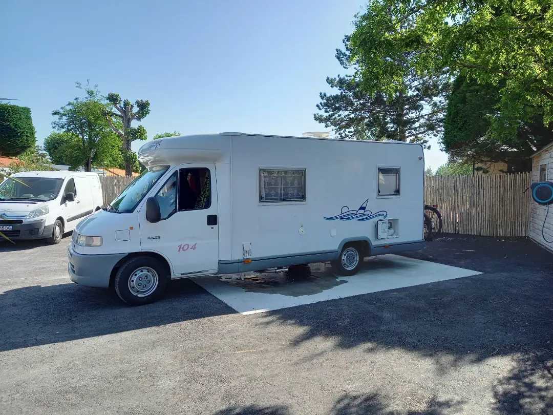 Reisemobil-Zwischenstopp (von 17.00 bis 11.00 Uhr) 1/2 Pers.
