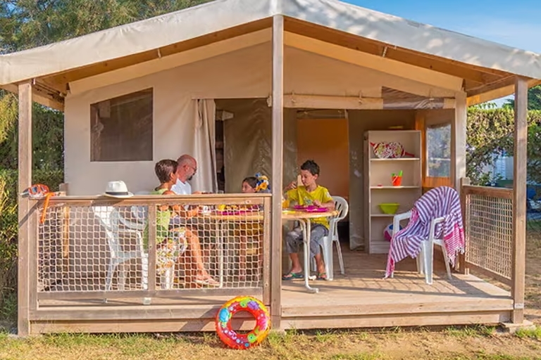 Avonturentent – 2 slaapkamers 2/5 pers.