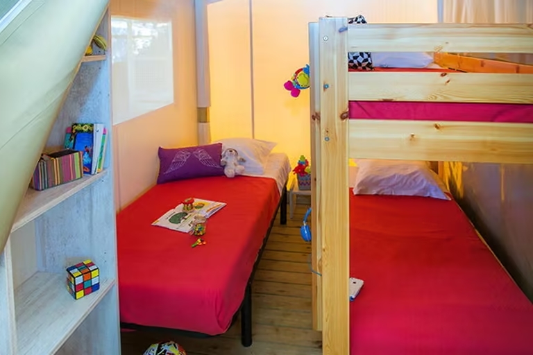 Avonturentent – 2 slaapkamers 2/5 pers.